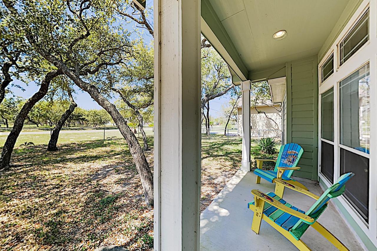 Life Is Better By The Shore Rockport Exterior foto